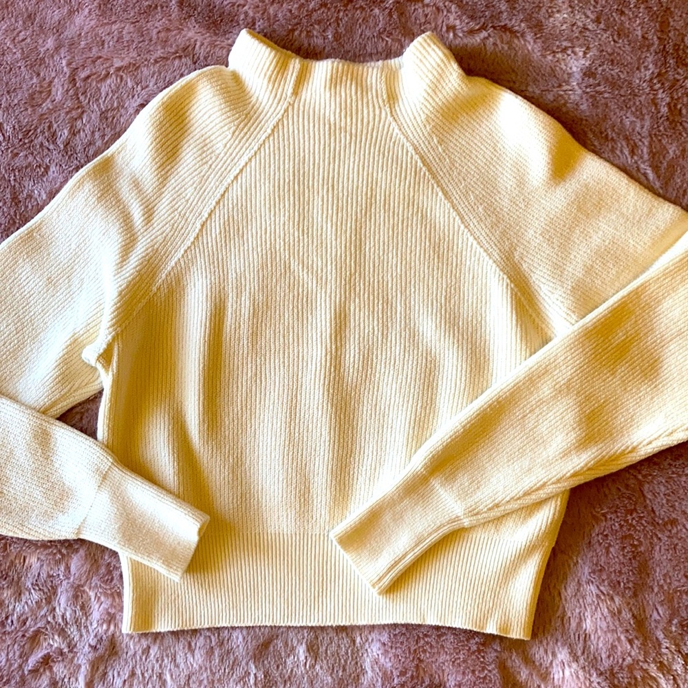 Free People ivory sweater size S